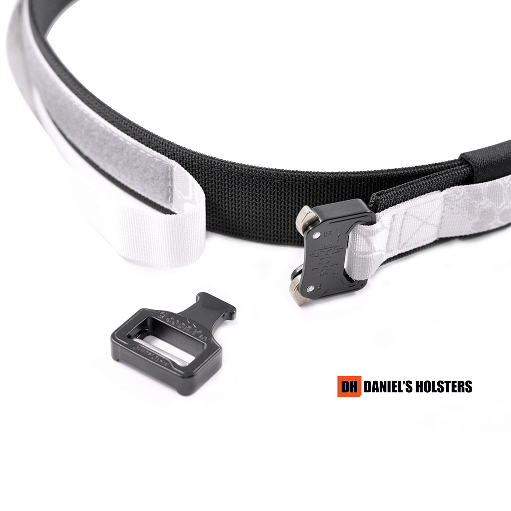 Cobra EDC Belt – Kryptek Yeti - Image 4